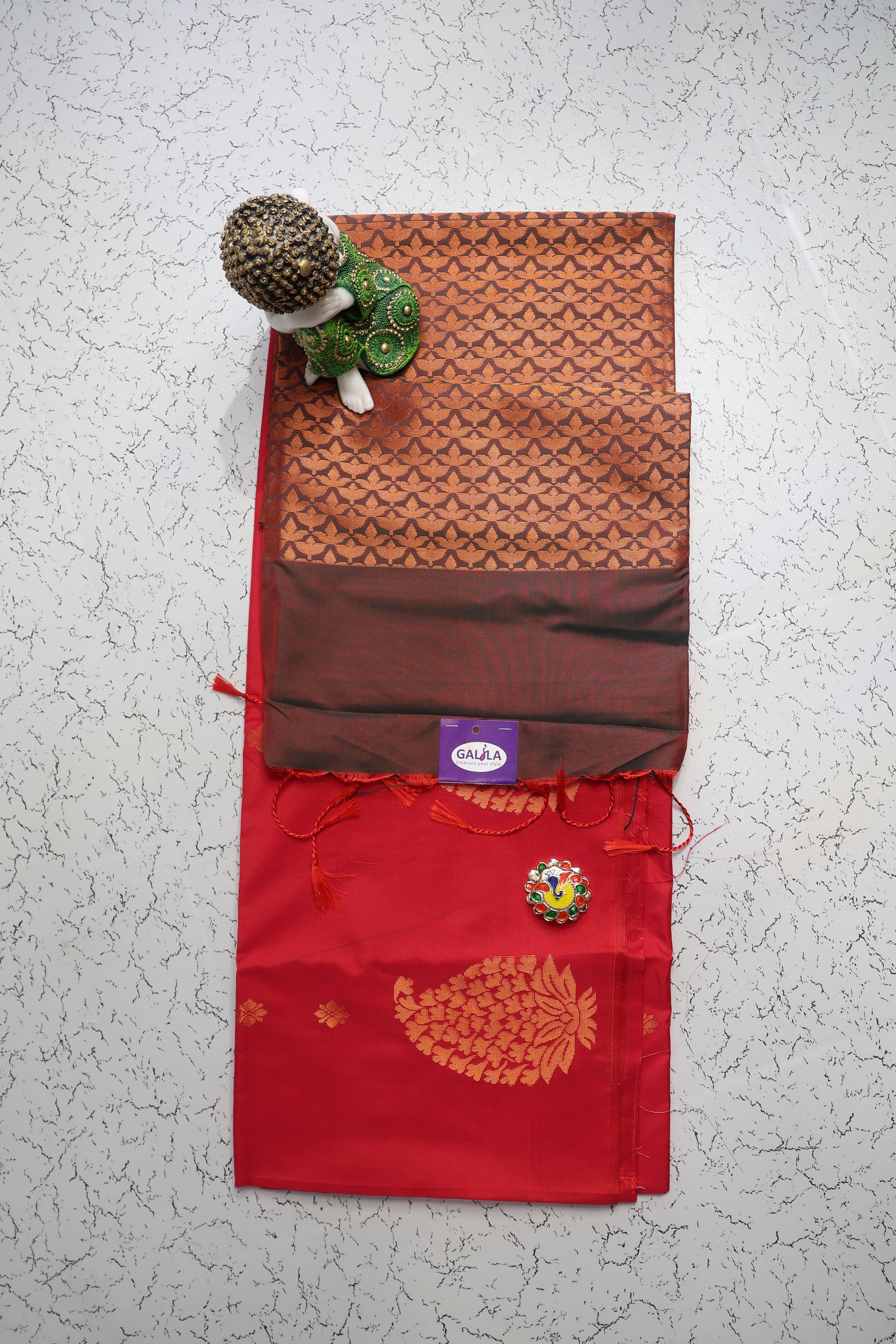 Budget friendly premium Red and Green soft silk saree