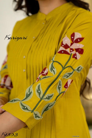 Office and college wear Cotton Pleated Pattern Kurta with Pants