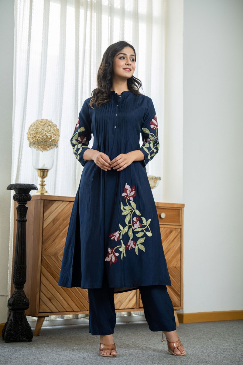Cotton Pleated Pattern Kurta with Pants