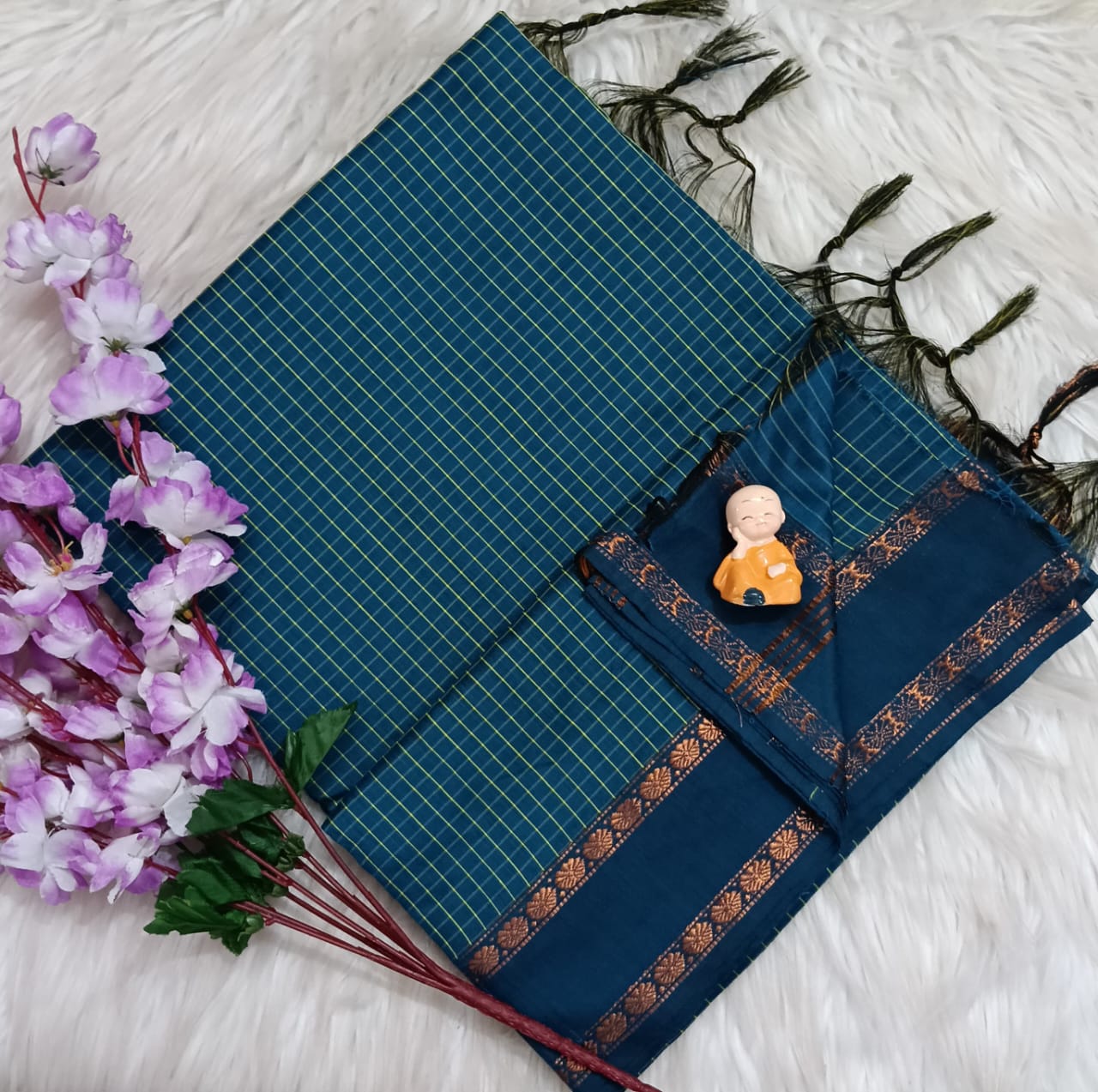 Premium checked kalyani cotton Retta petta border light purple saree 