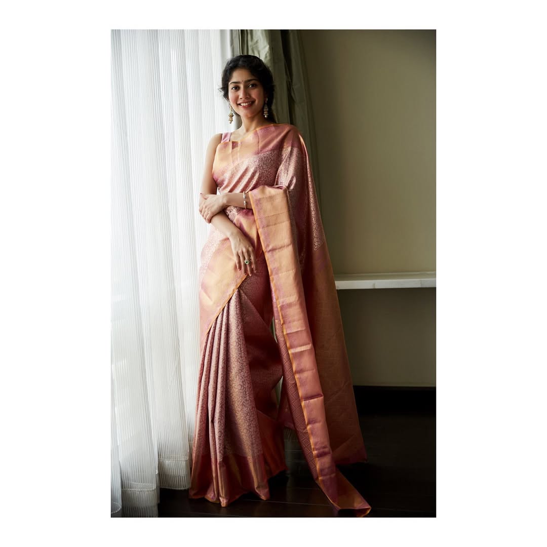 Sai Pallavi Inspired Premium Tissue Silk Saree