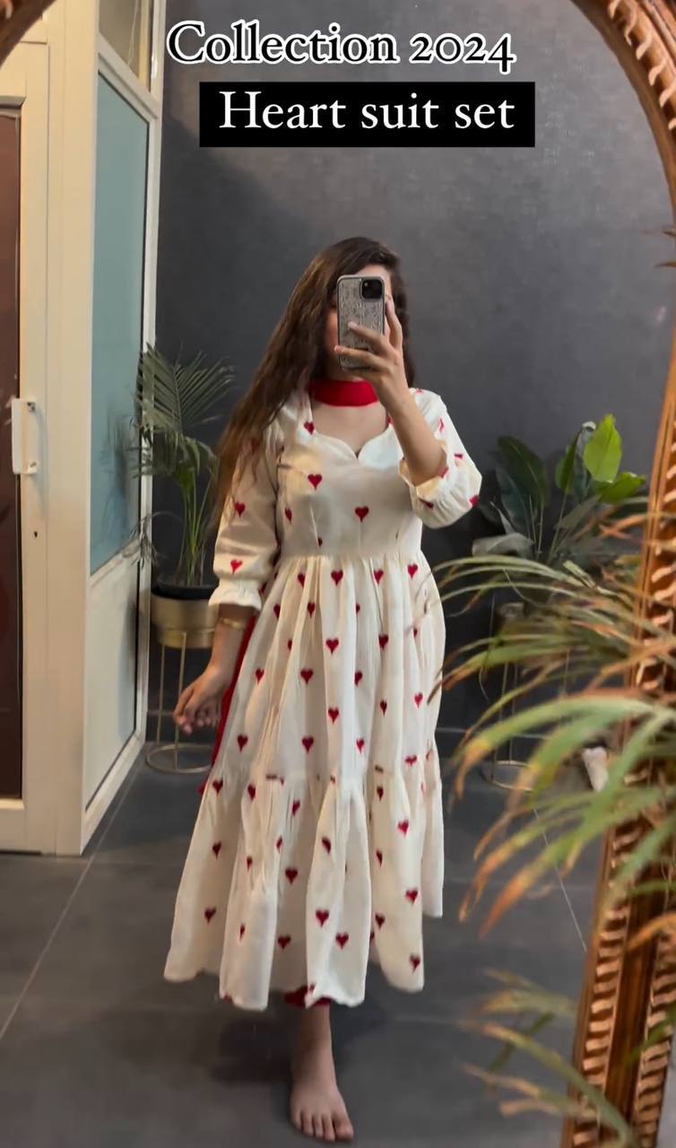 Muslin gowns