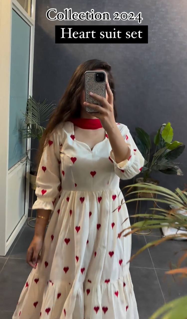 Muslin gowns