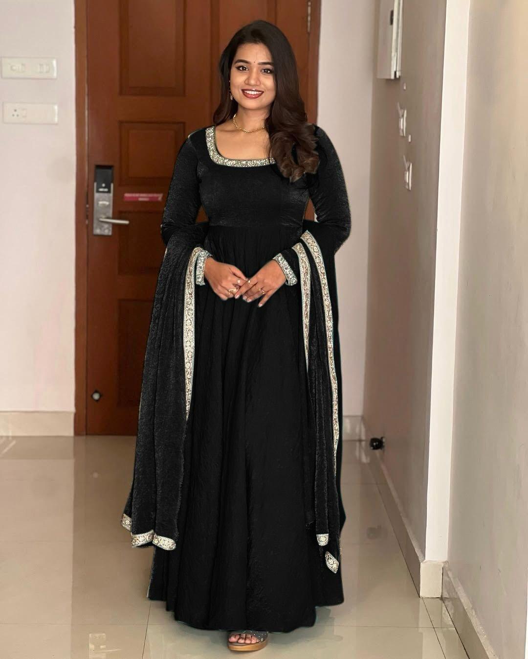 Party Wear Trending Gown with dupatta
