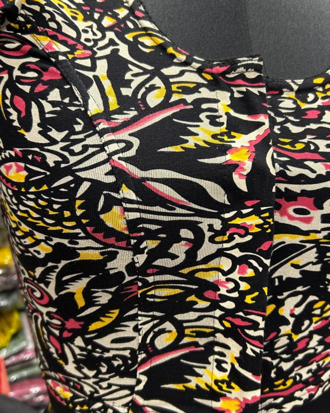 Kalamkari stretchable blouse with multicolor print